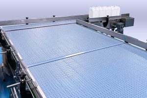Semi-automatic-wide-conveyor-feeding-system-3-