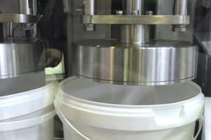 FGW120 Automatic Liquid Filling Machine 04 Shemesh Automatic