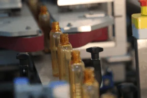 SA CF120 Container Unscrambler Shemesh Automation