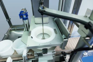 SAS-J Bucket stuffer inside 3